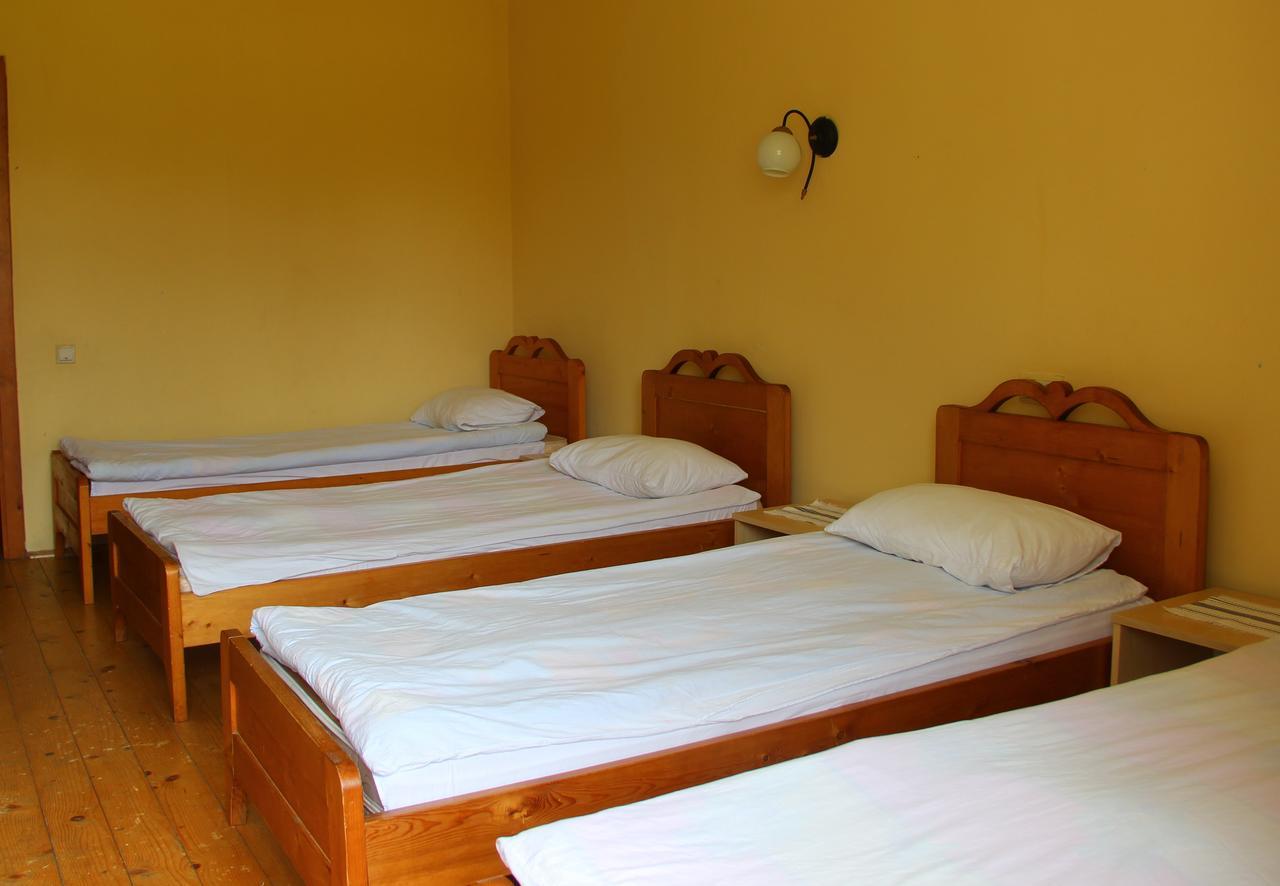Lev Hotell Tukhlya Exteriör bild